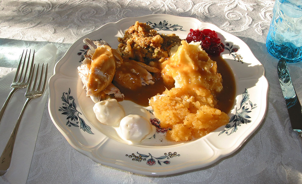 thanksgiving-dinner-resized.jpg